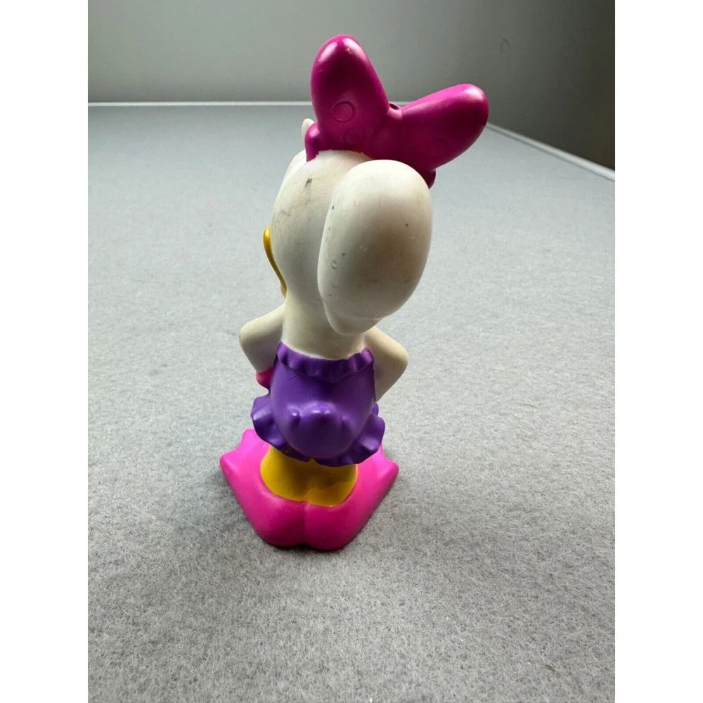 Disney Daisy Duck‎ Figure Cake Topper Toy Plastic 2014 Mattel - 4.25